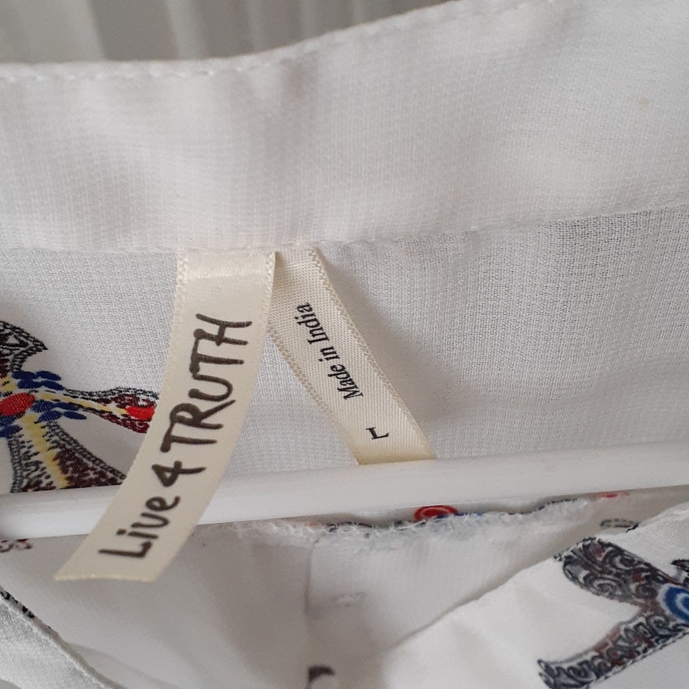 Shirt - Picture 4 of 6